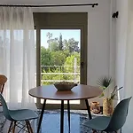 וילה Aegean & Garden In
