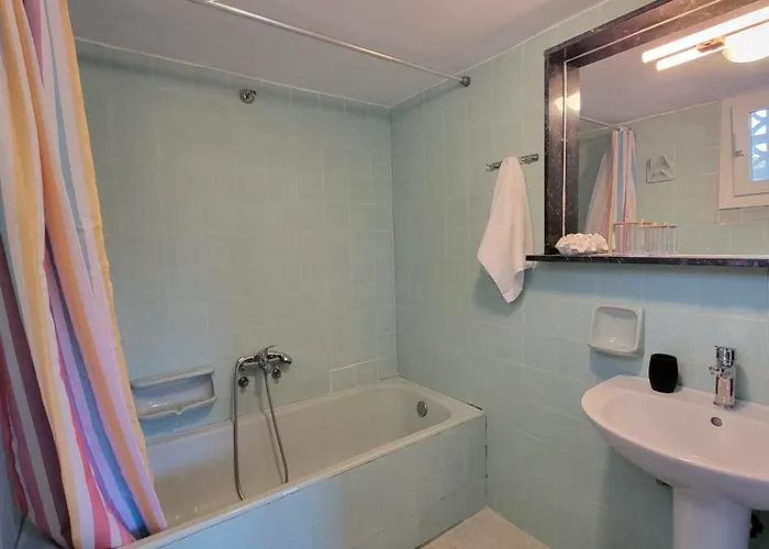 Aegean & Garden In * فاليراكي